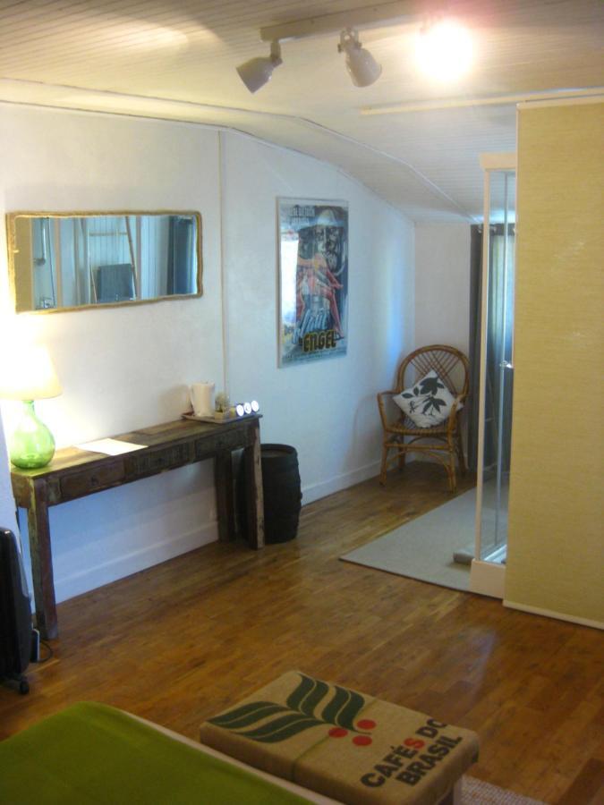 Chambres D'Hotes Le Casse Noix 萨尔拉拉卡内达 外观 照片